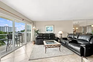 140 NE 28th Ave, Pompano Beach, FL 33062 - Photo 9