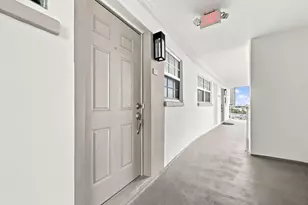 140 NE 28th Ave, Pompano Beach, FL 33062 - Photo 3