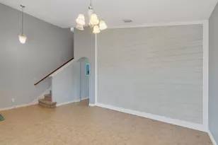 655 Valencia Cir SW, Vero Beach, FL 32968 - Photo 9