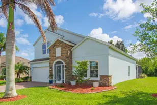 655 Valencia Cir SW, Vero Beach, FL 32968 - Photo 3