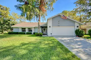 1098 Primrose Ln, Wellington, FL 33414 - Photo 1