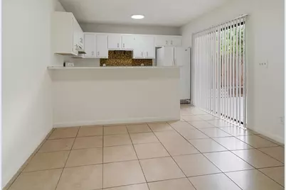 237 Alemeda Drive #3, Palm Springs, FL 33461 - Photo 7
