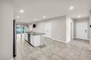 818 Persimmon Pl, Fort Pierce, FL 34981 - Photo 21