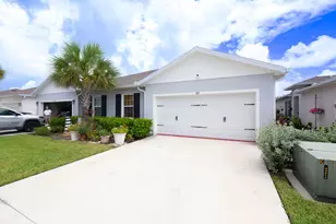 818 Persimmon Pl, Fort Pierce, FL 34981 - Photo 5