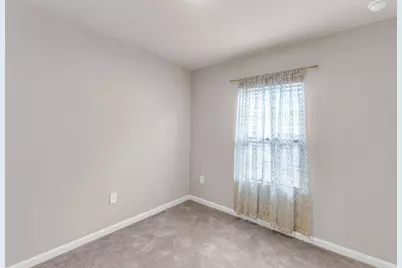 818 Persimmon Place, Fort Pierce, FL 34981 - Photo 17
