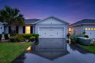 818 Persimmon Pl, Fort Pierce, FL 34981 - Photo 1