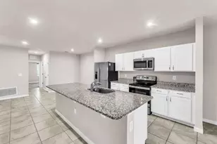 818 Persimmon Pl, Fort Pierce, FL 34981 - Photo 25