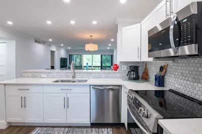 2500 Presidential Way #304, West Palm Beach, FL 33401 - Photo 15