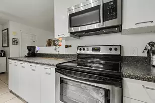 6714 Atlanta St, Hollywood, FL 33024 - Photo 9