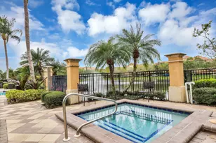 2425 San Pietro Cir, Palm Beach Gardens, FL 33410 - Photo 35