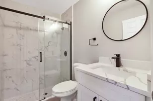 2425 San Pietro Cir, Palm Beach Gardens, FL 33410 - Photo 17