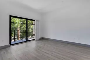 540 NE 14th Ct, Fort Lauderdale, FL 33304 - Photo 5