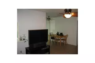 2400 NE 10th Street NE, Pompano Beach, FL 33062 - Photo 9