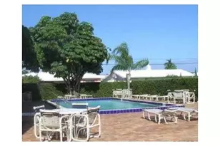 2400 NE 10th Street NE, Pompano Beach, FL 33062 - Photo 13