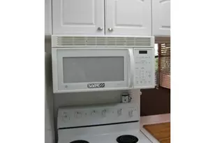 2400 NE 10th Street NE, Pompano Beach, FL 33062 - Photo 1