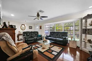 4203 NW 75th Ave, Coral Springs, FL 33065 - Photo 9