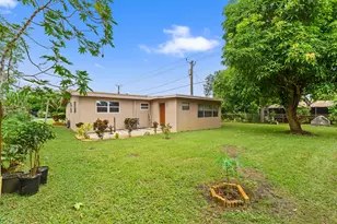 316 NW 44th Ave, Plantation, FL 33317 - Photo 23