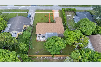 316 NW 44th Avenue, Plantation, FL 33317 - Photo 27