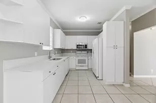 4745 NW 114th Dr, Coral Springs, FL 33076 - Photo 11