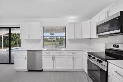 9820 NW 15th Street, Plantation, FL 33322 - Photo 7