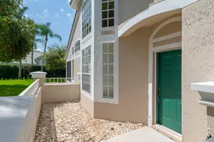 1676 SW Harbour Isles Cir, Port Saint Lucie, FL 34986 - Photo 23
