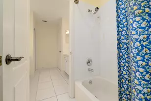 1676 SW Harbour Isles Cir, Port Saint Lucie, FL 34986 - Photo 21