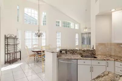 1676 SW Harbour Isles Circle #97, Port Saint Lucie, FL 34986 - Photo 5