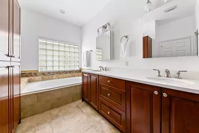 9142 Bay Point Circle, West Palm Beach, FL 33411 - Photo 13