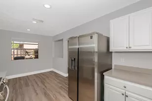 6720 SW 17th St, North Lauderdale, FL 33068 - Photo 11