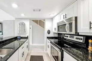 11313 NW 15th St, Pembroke Pines, FL 33026 - Photo 13