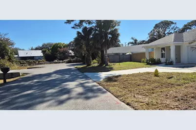 5232 SE 55th Terrace, Stuart, FL 34997 - Photo 3