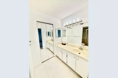 4725 Lucerne Lakes E #214, Lake Worth, FL 33467 - Photo 35
