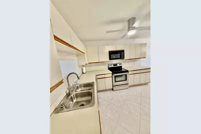 4725 Lucerne Lakes E #214, Lake Worth, FL 33467 - Photo 19