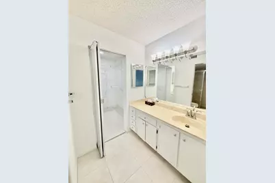 4725 Lucerne Lakes E #214, Lake Worth, FL 33467 - Photo 37