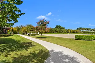15527 Imperial Point Ln, Wellington, FL 33414 - Photo 79
