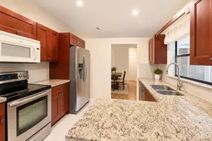1412 SW 75th Ave, North Lauderdale, FL 33068 - Photo 5