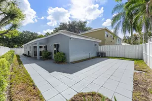 9822 NW 2nd Ct, Plantation, FL 33324 - Photo 29
