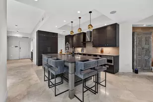 411 N New River Dr E, Fort Lauderdale, FL 33301 - Photo 17