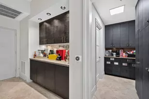 411 N New River Dr E, Fort Lauderdale, FL 33301 - Photo 9