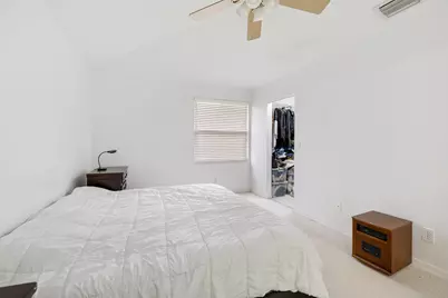 831 NW 130th Avenue, Pembroke Pines, FL 33028 - Photo 15