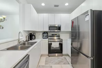 831 NW 130th Avenue, Pembroke Pines, FL 33028 - Photo 3