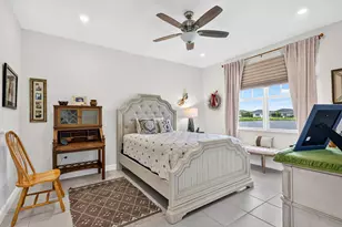 2048 SE Crosswood Wy, Port Saint Lucie, FL 34984 - Photo 11