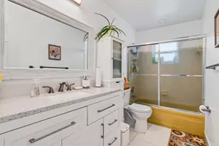 2377 SW 8th Ave, Boynton Beach, FL 33426 - Photo 23