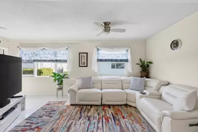 2377 SW 8th Avenue, Boynton Beach, FL 33426 - Photo 7