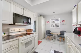 2377 SW 8th Ave, Boynton Beach, FL 33426 - Photo 13