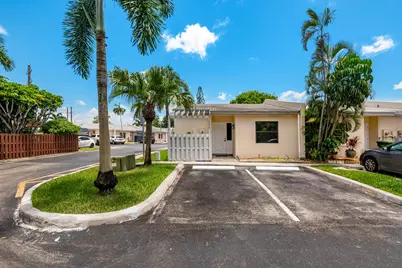 9279 NW 17th Court, Pembroke Pines, FL 33024 - Photo 1