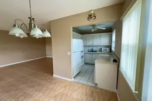38 Cambridge B, West Palm Beach, FL 33417 - Photo 13