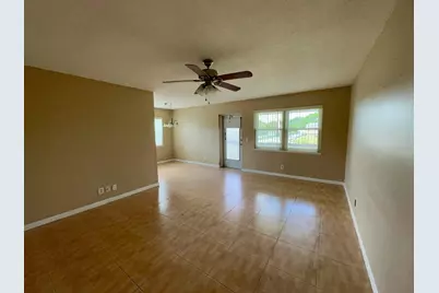 38 Cambridge B, West Palm Beach, FL 33417 - Photo 3