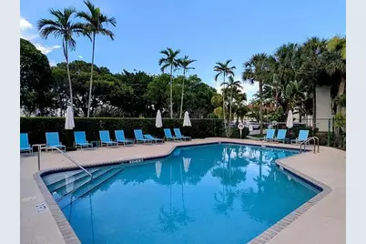 134 Cypress Point Drive #134, Palm Beach Gardens, FL 33418 - Photo 13