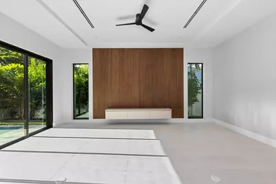 827 SE 2nd Avenue, Delray Beach, FL 33483 - Photo 11